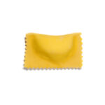 raviolo del pastificio marcello fatto artigianalmente e mano